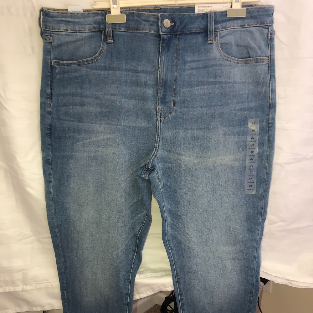 American Eagle SUPER HI-RISE JEGGING SIZE 20